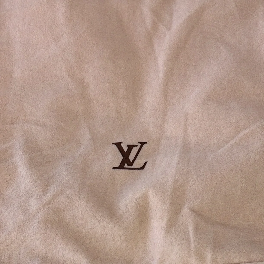 Louis Vuitton Tan Drawstring‎ Dust Bag